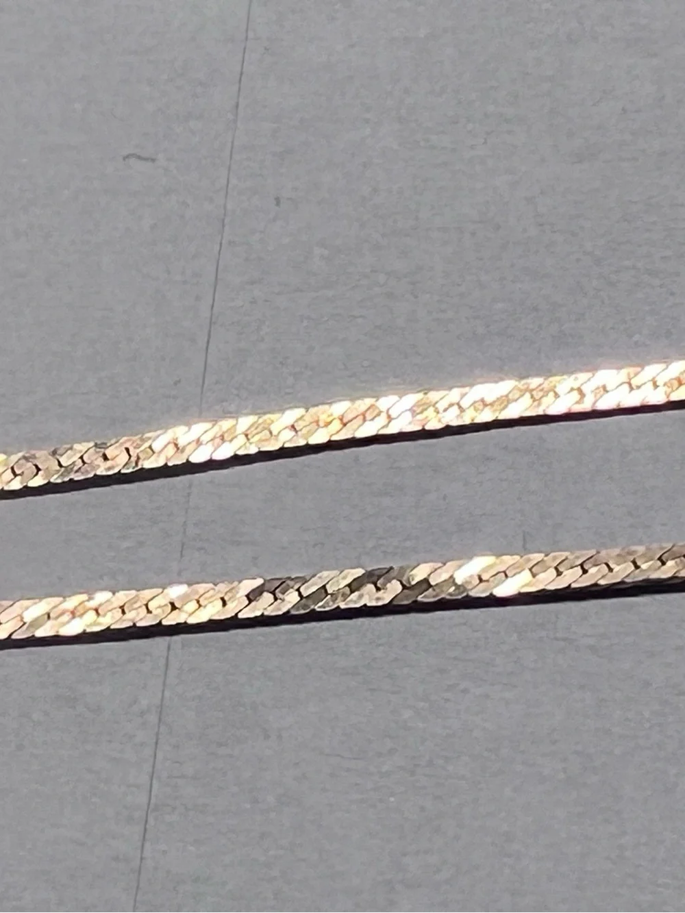30” 14K 8.3g yellow gold ITALY chain necklace late 70s vintage HERRINGBONE flat